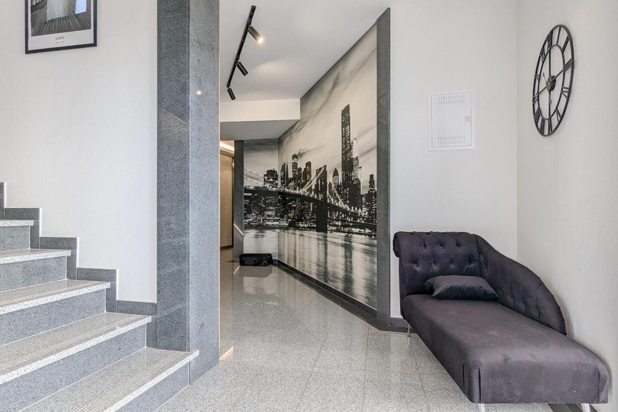 Apartport Wyjatkowe Apartamenty Z Widokiem Na Port W Gdyni By Noclegi Renters 格丁尼亚 外观 照片