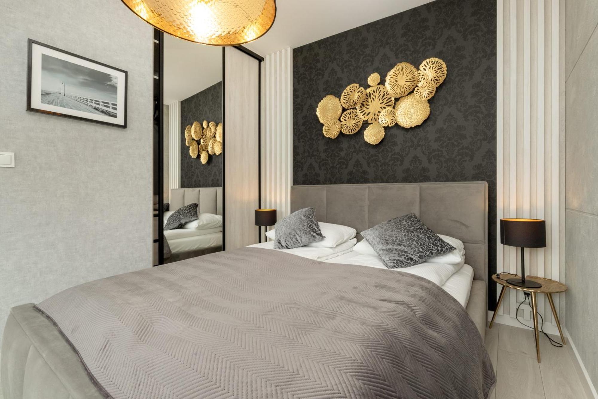Apartport Wyjatkowe Apartamenty Z Widokiem Na Port W Gdyni By Noclegi Renters 格丁尼亚 外观 照片