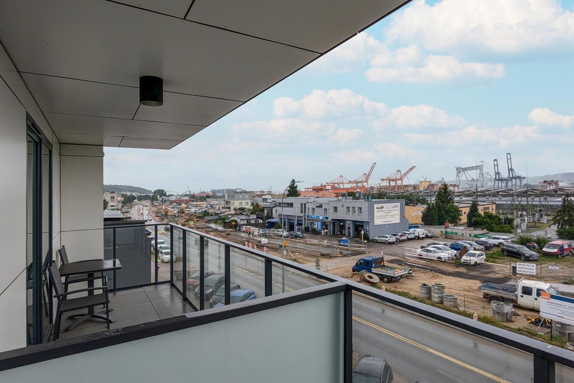 Apartport Wyjatkowe Apartamenty Z Widokiem Na Port W Gdyni By Noclegi Renters 格丁尼亚 外观 照片